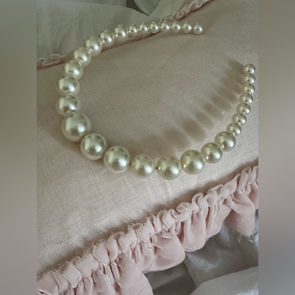 Authentic 'Anthropologie Rafaela' Pearl Headband, Unused.